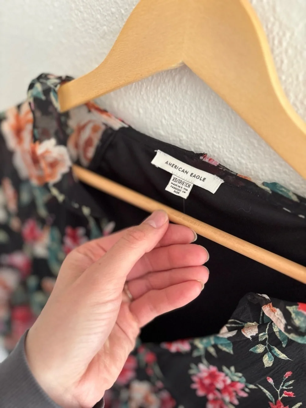 American Eagle Outfitters Black Floral Long-Sleeve Tiered Dress